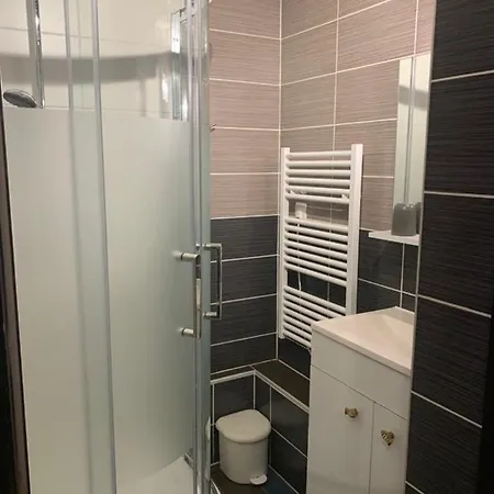 Appartement Kandahar 202 - Les Deux Alpes- 5 Personnes- Plein Centre-station, 32m2 *